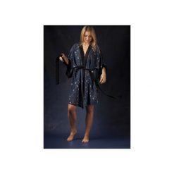 SZLAFROK KIMONO niebieski w polne kwiaty. Niebieskie szlafroki damskie Intime, m, bez wzorów, z tkaniny. Za 249.00 zł.