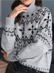 Sweter z golfem - szary. Szare golfy damskie Sinsay, l, bez wzorów, z materiału, bez ramiączek. Za 69.99 zł.