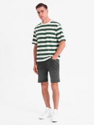Szorty męskie z gumką w pasie i efektem sprania – szare V3 OM-SRDS-0192 - XXL. Szare szorty męskie Ombre Clothing, z bawełny, bez kołnierzyka. W wyprzedaży za 99.99 zł.