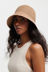 KAPELUSZ BUCKET RETRO KARMELOWY One size - Flawless. Kapelusze damskie Flawless, na lato, bez wzorów. Za 210.00 zł.