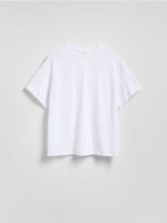 T-shirt z nadrukiem na plecach - biały. Białe t-shirty damskie Reserved, l, bez wzorów, z bawełny, bez kołnierzyka. W wyprzedaży za 29.99 zł.