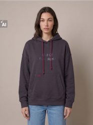 Dresowa bluza hoodie z nadrukiem na plecach - niebieski. Niebieskie bluzy z nadrukiem damskie Sinsay, l, z dresówki. Za 49.99 zł.
