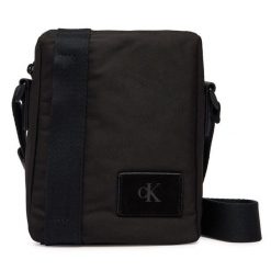Saszetka Calvin Klein. Czarne saszetki męskie CALVIN KLEIN. Za 329.99 zł.