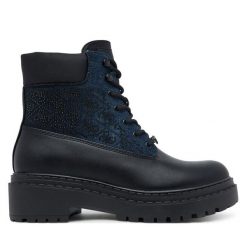Trapery Guess. Czarne trapery damskie Guess, bez obcasa. Za 609.99 zł.