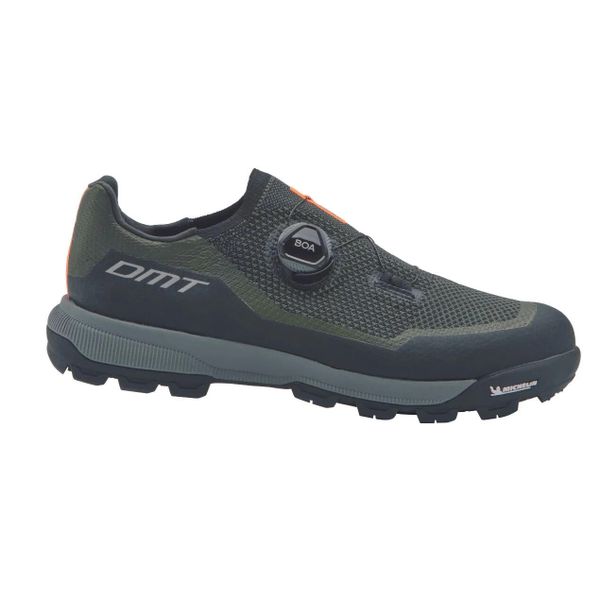 Buty rowerowe DMT TK10. Czarne buty trekkingowe męskie DMT, bez zapięcia, rowerowe. Za 802.50 zł.