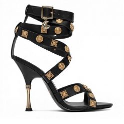 Sandały Just Cavalli. Czarne sandały damskie Just Cavalli, bez wzorów, bez obcasa, na szpilce. Za 1,119.00 zł.