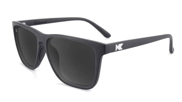 Okulary przeciwsłoneczne dla dorosłych - kategoria 3 z polaryzacją - Black /. Czarne okulary przeciwsłoneczne męskie KNOCKAROUND, z gumy, prostokątne. Za 186.15 zł.