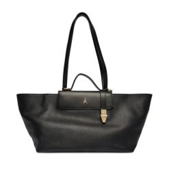 Torebka Patrizia Pepe. Czarne torebki klasyczne damskie Patrizia Pepe, bez wzorów, bez dodatków. Za 1,749.00 zł.