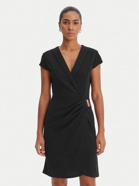 Morgan Sukienka koktajlowa 261-RIXO Czarny Slim Fit. Czarne sukienki damskie Morgan, bez wzorów, z syntetyku, wizytowe, bez kołnierzyka, bez ramiączek. Za 319.99 zł.