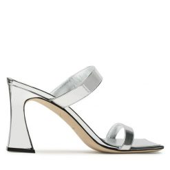 Klapki GIUSEPPE ZANOTTI. Szare klapki damskie GIUSEPPE ZANOTTI, bez wzorów, bez obcasa. Za 1,559.00 zł.