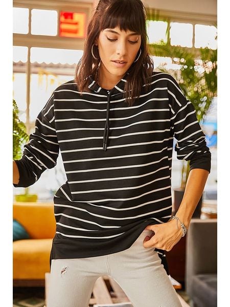 Olalook Bluza w kolorze czarno-kremowym rozmiar: M. Czarne bluzy z kapturem damskie Olalook, m, z bawełny. Za 52.42 zł.