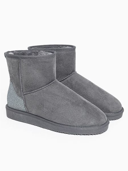 ISLAND BOOT Botki zimowe "Caspian" w kolorze szarym rozmiar: 36. Szare botki damskie Island Boot, na zimę, bez obcasa, bez zapięcia. Za 130.99 zł.