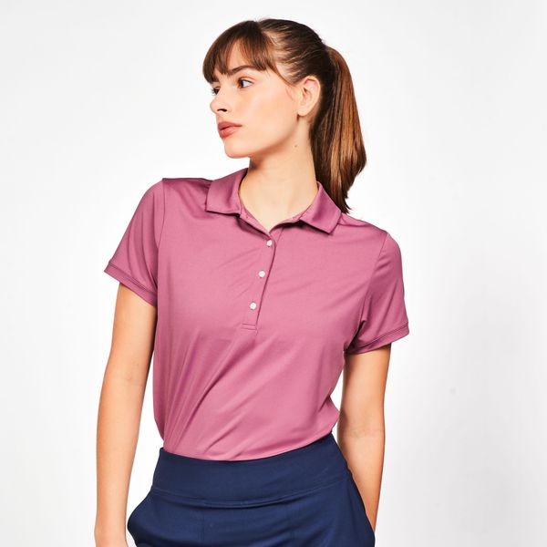 Koszulka polo do golfa z krótkim rękawem damska Inesis WW500. Fioletowe bluzki damskie INESIS, l, bez wzorów, z dżerseju, sportowe, bez kołnierzyka, bez ramiączek. W wyprzedaży za 49.99 zł.