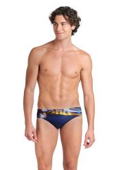 Arena Kąpielówki w kolorze granatowym rozmiar: 5. Niebieskie kąpielówki męskie Arena, bez wzorów, z materiału. Za 47.82 zł.