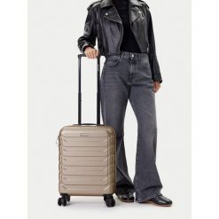 Walizka kabinowa GINO ROSSI. Żółte walizki Gino Rossi, bez wzorów. Za 259.99 zł.