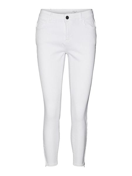 Noisy may Dżinsy "Kimmy" - Skinny fit - w kolorze białym rozmiar: W25/L32. Białe jeansy damskie Noisy may. Za 43.68 zł.