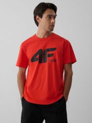 4F T-shirt regular z nadrukiem męski - czerwony M. Czerwone t-shirty męskie 4f, m, bez wzorów, z bawełny, bez kołnierzyka. Za 69.99 zł.