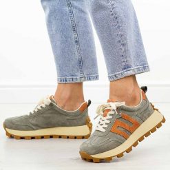 Khaki skórzane półbuty damskie Filippo Dp6743/25. Brązowe półbuty damskie Filippo, bez wzorów, z jeansu, eleganckie, bez obcasa, na platformie. Za 259.00 zł.