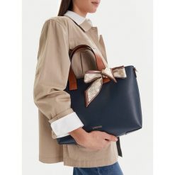 Torebka Lasocki. Niebieskie torebki klasyczne damskie Lasocki, bez wzorów, bez dodatków. Za 199.99 zł.