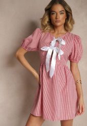 Czerwona Retro Sukienka w Kratkę Vichy o Rozkloszowanym Kroju z Wiązaniem Temarea. Czerwone sukienki damskie Renee, na co dzień, l, bez wzorów, z jeansu, eleganckie, bez kołnierzyka, bez ramiączek, mini, kopertowe. Za 89.99 zł.