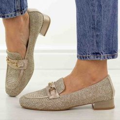 Beżowe półbuty damskie, mokasyny M.Daszyński Sa268-6. Brązowe mokasyny damskie M.Daszyński, z jeansu. W wyprzedaży za 179.10 zł.