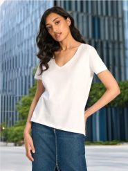 Koszulka - biały. Białe t-shirty damskie Sinsay, l, bez wzorów, z bawełny, bez kołnierzyka. Za 17.99 zł.