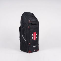 Torba typu duffle Gray-Nicolls Team 600. Czarne torby sportowe damskie GRAY-NICOLLS, bez wzorów, bez dodatków. Za 485.00 zł.