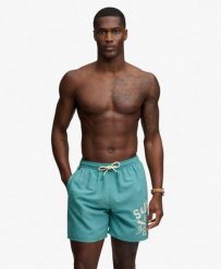 Superdry Męskie spodenki kąpielowe 16 cali z recyklowanego poliestru – AB6. Kąpielówki męskie Superdry., m, bez wzorów, z materiału. Za 215.65 zł.