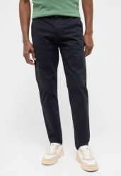 Męskie Spodnie Jeansowe Mustang Style Daytona Chino Black Beauty 1016357 4185. Czarne spodnie materiałowe męskie Mustang, bez wzorów, z jeansu. Za 219.99 zł.