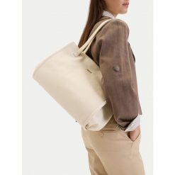 Torebka MEXX. Torebki klasyczne damskie Mexx, bez wzorów, bez dodatków. Za 269.99 zł.