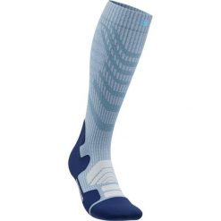 Skarpetki kompresyjne merino dla kobiet Bauerfeind. Niebieskie skarpetki damskie BAUERFEIND, bez wzorów, z wełny. Za 263.00 zł.