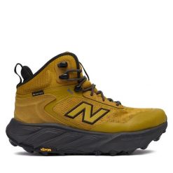 Buty do biegania New Balance. Żółte obuwie do biegania damskie New Balance. Za 929.99 zł.