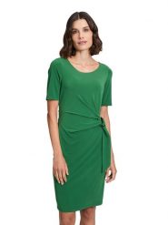 Vera Mont Sukienka w kolorze zielonym rozmiar: 46. Zielone sukienki damskie Vera Mont, bez wzorów, z tkaniny, bez kołnierzyka, bez ramiączek, mini. Za 172.08 zł.