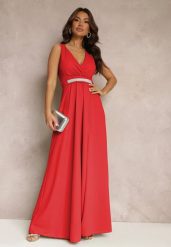 Czerwona Rozkloszowana Sukienka z Wycięciem i Paskiem w Cyrkonie Elineta. Czerwone sukienki damskie Renee, l, bez wzorów, z materiału, eleganckie, bez kołnierzyka, bez ramiączek, maxi, rozkloszowane. W wyprzedaży za 90.99 zł.