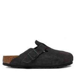 Klapki Birkenstock. Szare klapki damskie Birkenstock, bez wzorów, z zamszu, bez obcasa. Za 649.99 zł.