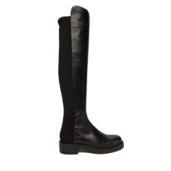 Muszkieterki Stuart Weitzman. Czarne kozaki damskie Stuart Weitzman, bez obcasa, na płaskiej podeszwie. Za 3,489.00 zł.