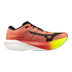 Buty do biegania Mizuno Hyperwarp Pure. Brązowe obuwie do biegania damskie Mizuno. Za 1,328.50 zł.