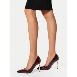 Szpilki Nine West. Brązowe szpilki Nine West, bez wzorów, bez obcasa. Za 279.99 zł.