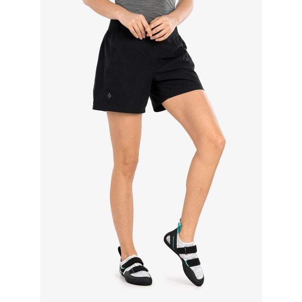 Spodenki damskie Black Diamond Sierra Shorts. Czarne szorty damskie Black Diamond, bez wzorów, sportowe. Za 236.49 zł.