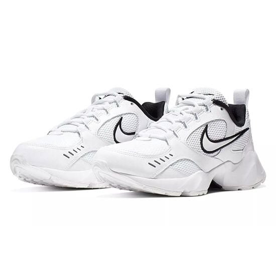 Buty Sportowe Damskie Nike Air Heights. Białe buty sportowe na co dzień damskie Nike, bez wzorów, na fitness i siłownię. Za 360.80 zł.
