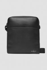 CALVIN KLEIN Czarna minimalistyczna męska saszetka. Czarne saszetki męskie CALVIN KLEIN, ze skóry ekologicznej. W wyprzedaży za 249.99 zł.