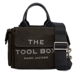 Torebka Marc Jacobs. Czarne torebki klasyczne damskie MARC JACOBS, bez wzorów, bez dodatków. Za 1,039.00 zł.