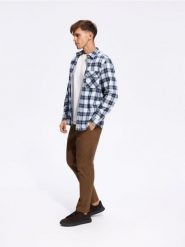 Gładkie spodnie chino slim - brązowy. Brązowe spodnie materiałowe męskie Reserved, bez wzorów, z bawełny. Za 139.99 zł.