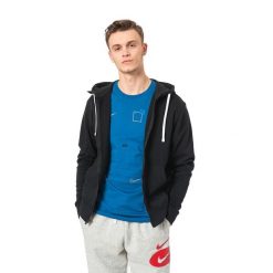 Bluza sportowa męska Nike Park 20 Fleece z kapturem. Czarne bluzy sportowe męskie Nike, bez wzorów, sportowe, bez kołnierzyka, bez ramiączek. Za 202.00 zł.