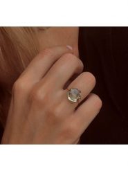 Les Petites Précieuses Pozłacany pierścionek z ametystem rozmiar: 50. Zielone pierścionki damskie Les Petites Précieuses, z ametystem, pozłacane. Za 173.99 zł.