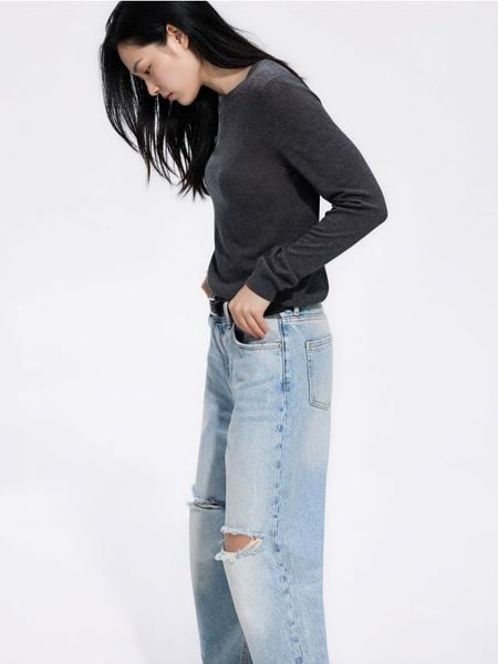 Sweter z wełną i modalem - ciemnoszary. Szare swetry klasyczne damskie Reserved, l, z dzianiny, bez kołnierzyka. Za 119.99 zł.
