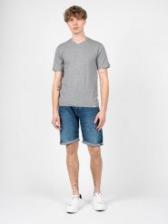 Pepe Jeans Szorty "Callen Reclaim" | PM800969 | Callen Short Reclaim | Mężczyzna | Niebieski. Niebieskie szorty męskie Pepe Jeans, z bawełny, bez kołnierzyka. W wyprzedaży za 199.00 zł.