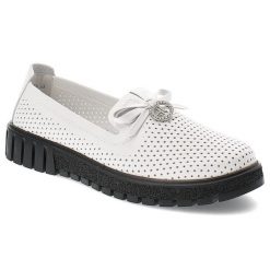 Białe Mokasyny Filippo Eleganckie Wsuwane Obuwie Damskie. Białe mokasyny damskie Filippo, z materiału. Za 189.00 zł.