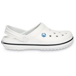 Klapki Crocs Crocband. Białe klapki damskie Crocs, bez wzorów, z materiału, bez obcasa. W wyprzedaży za 189.00 zł.