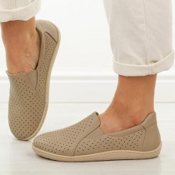 Beżowe skórzane półbuty damskie barefoot M.Daszyński Ol38-2. Brązowe półbuty damskie M.Daszyński, bez wzorów, z jeansu, eleganckie, bez obcasa, na płaskiej podeszwie. W wyprzedaży za 197.10 zł.